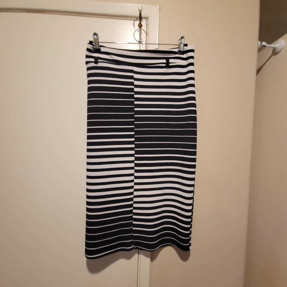 Elegant Black and White Striped Midi Skirt